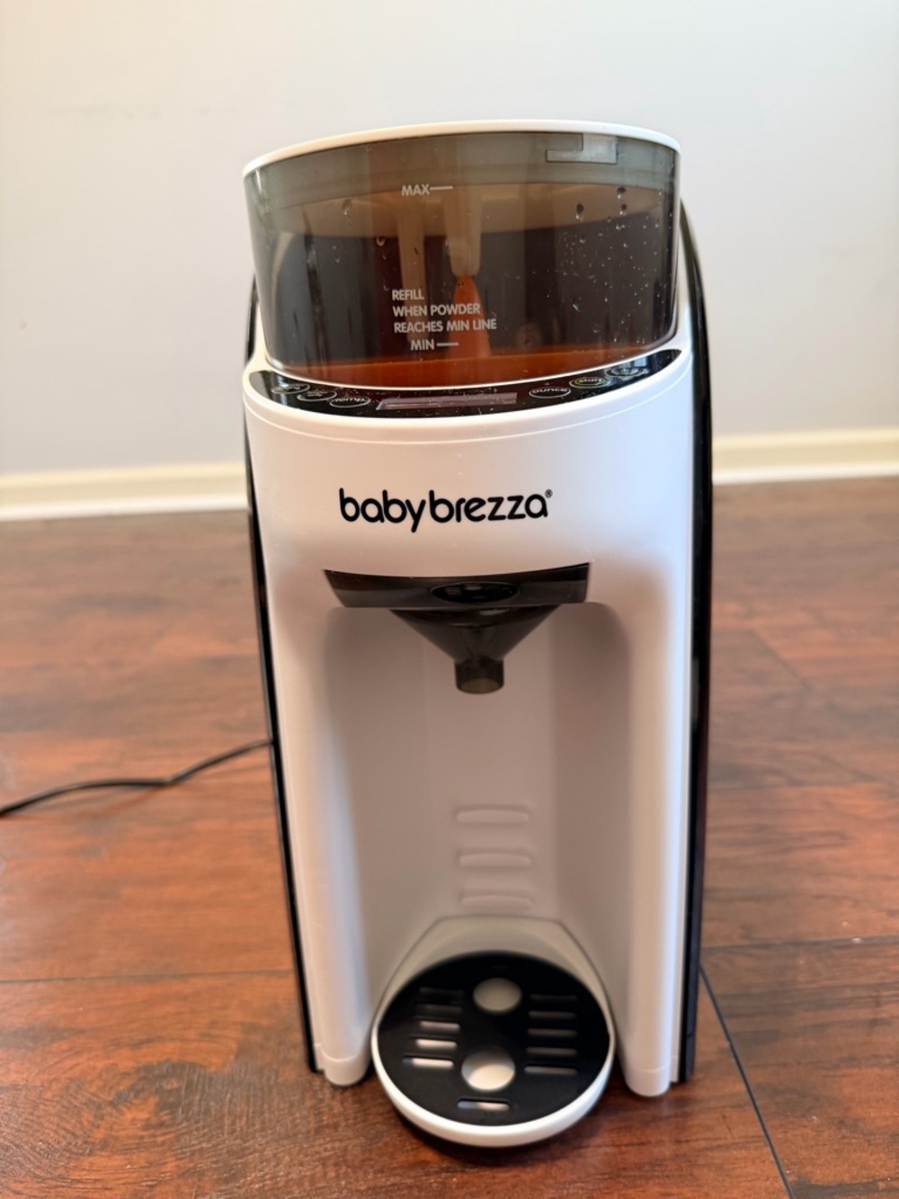 Baby Brezza Formula Pro Dispenser in White and Black